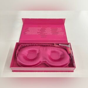 Slip Vibrant Pink Silk Sleep Mask to protect Eyelashes